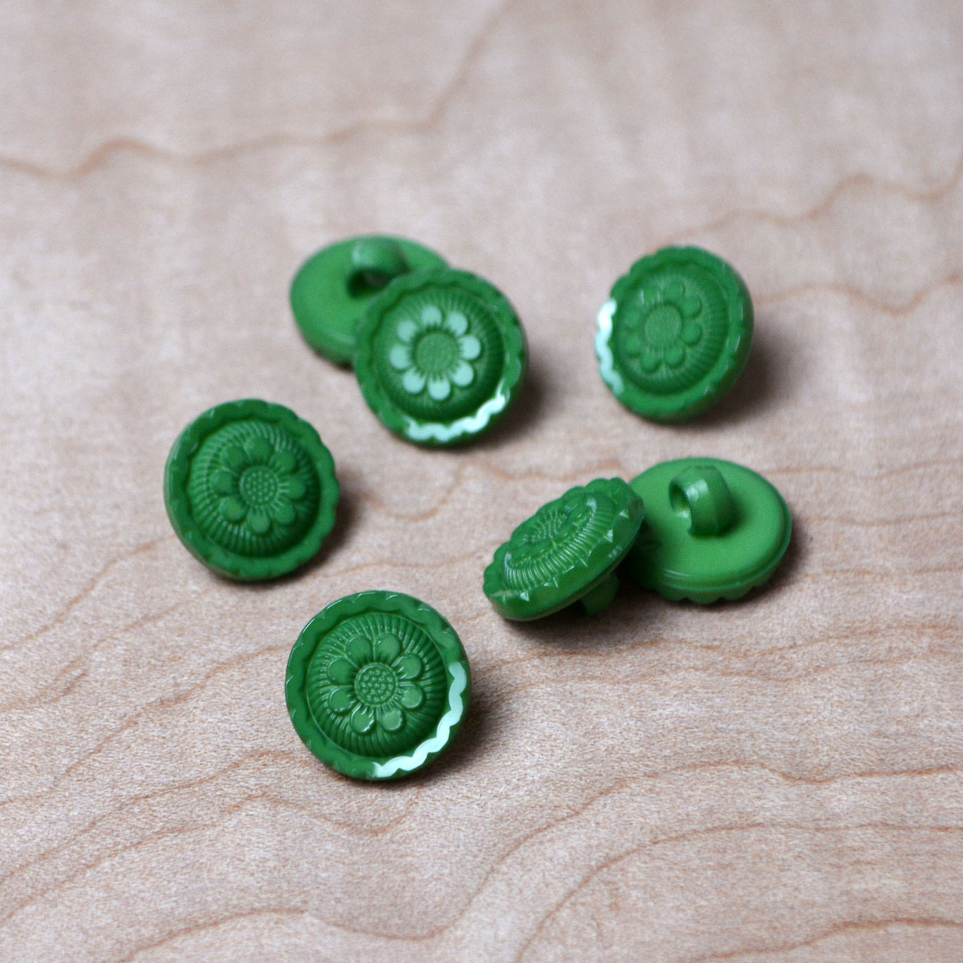 Tone-On-Tone Flower Button in Shamrock