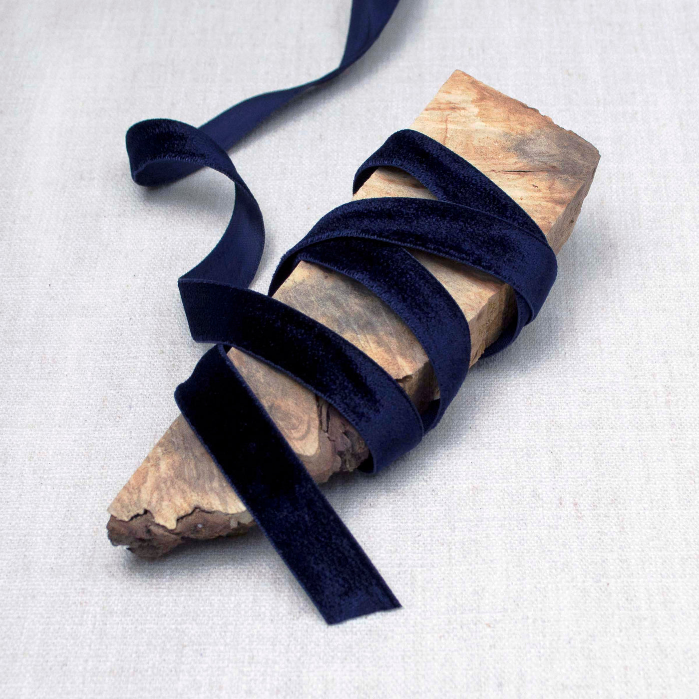 Lustre Velvet Ribbon in Sapphire