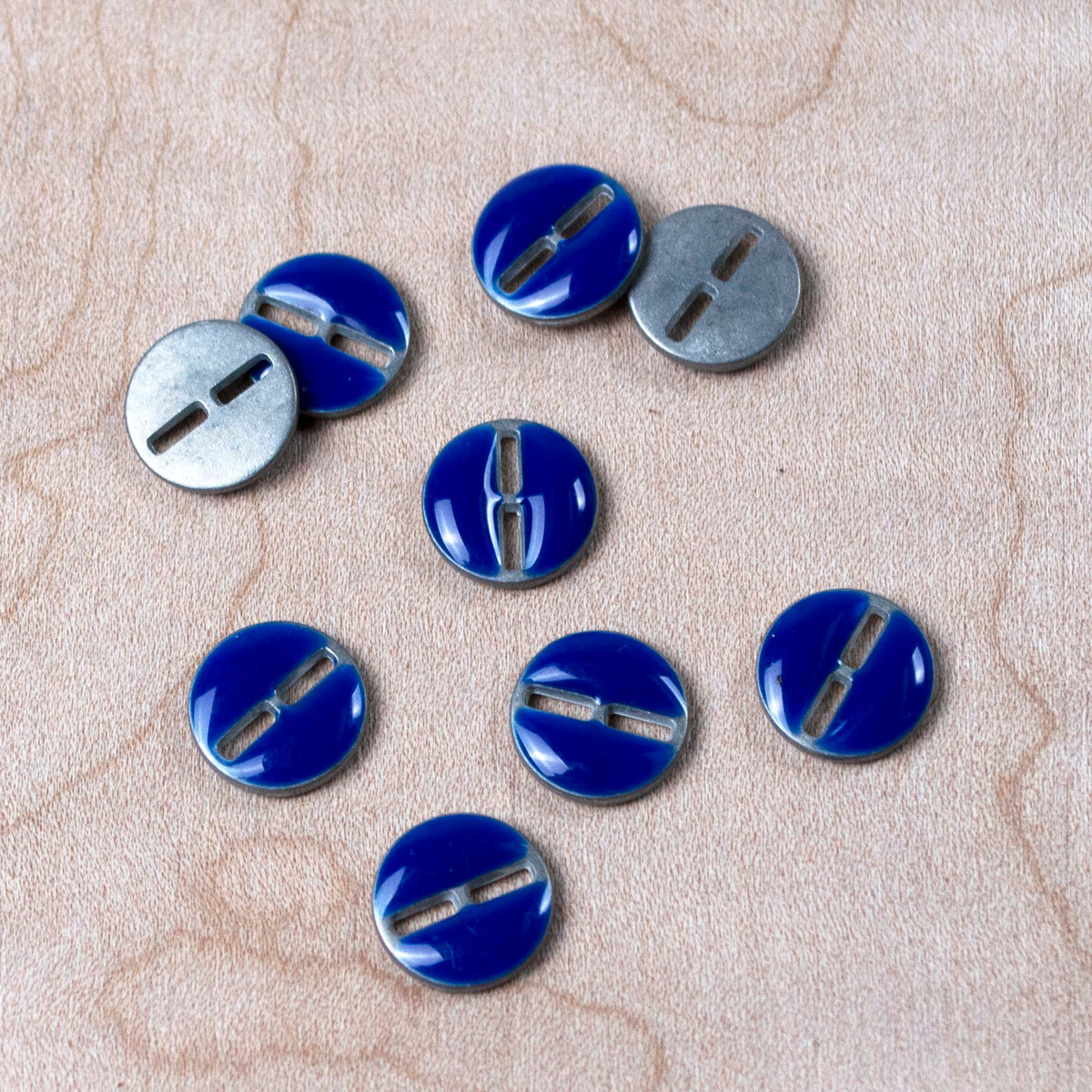 Double Dash Button in Really Royal – Embellish Trims